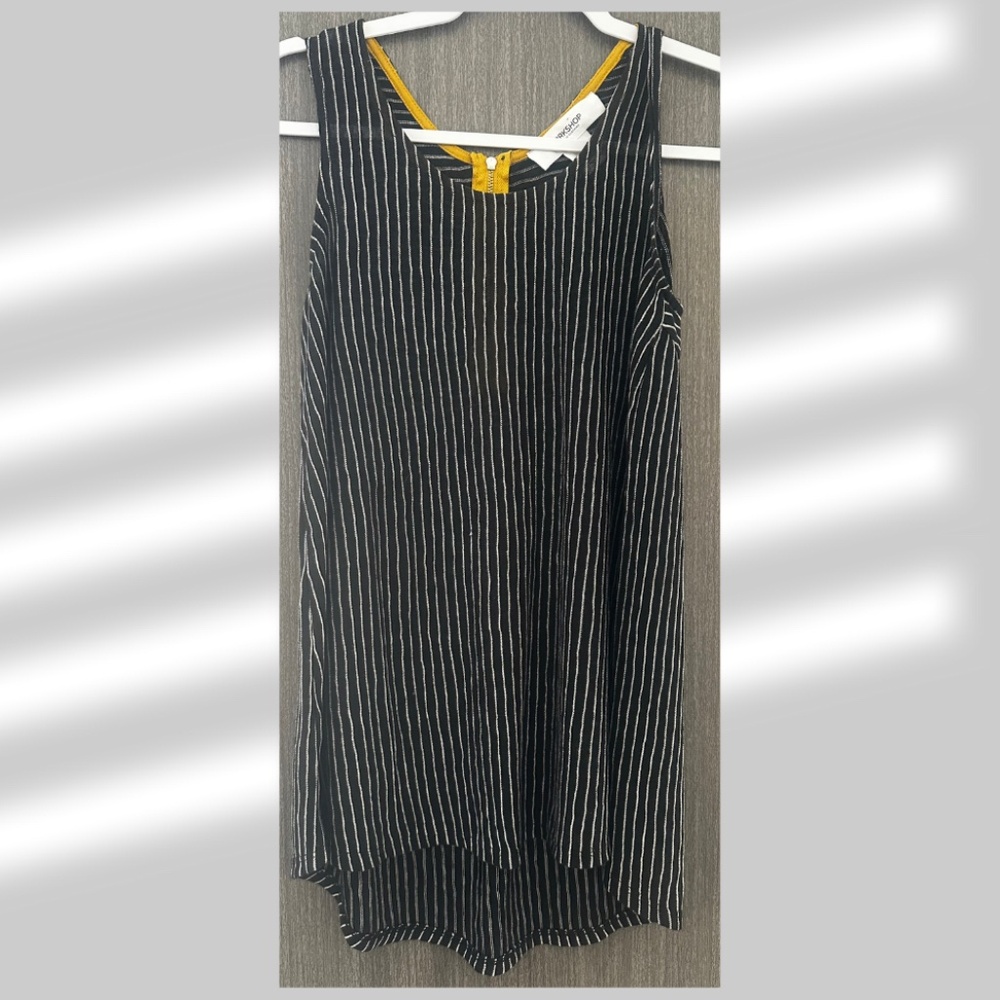 Workshop Repulic Tank Top • Like new • Charcoal Gray and White Stripe • Size S